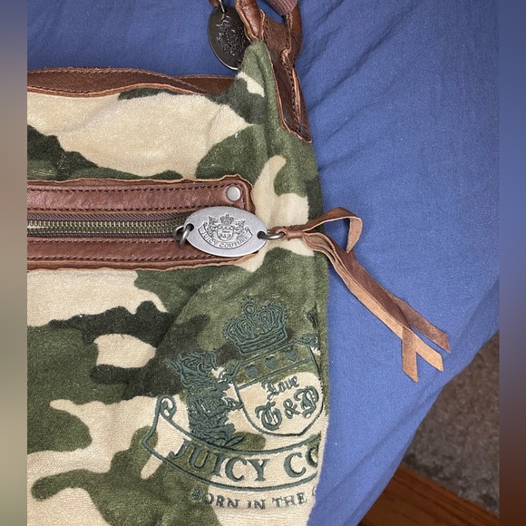 Vintage Y2K Juicy Couture crossbody - Picture 7 of 11